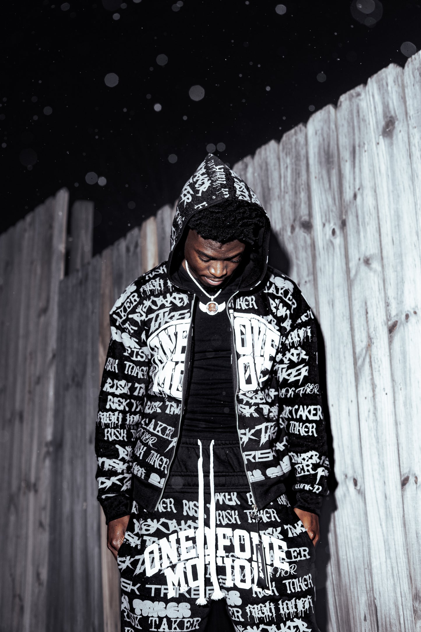 ONEOFONE GRAFFITI DOUBLE WAIST PANTS (Black)